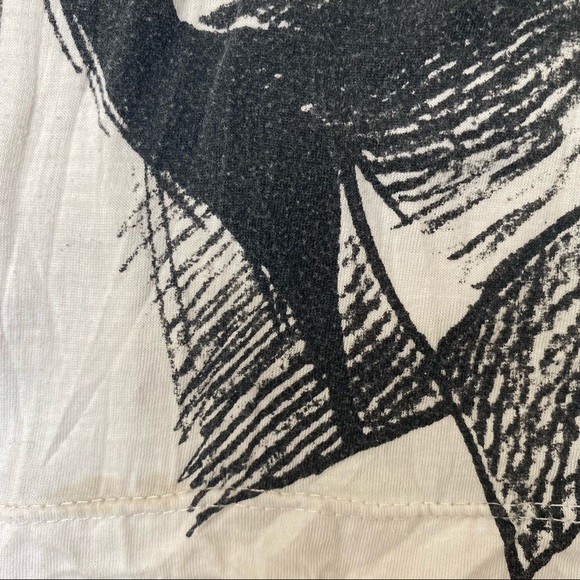 Sure Ladies 100% Cotton Beatles Graphic Tee Cap Sleeves and Crew Neck - Picture 5 of 5